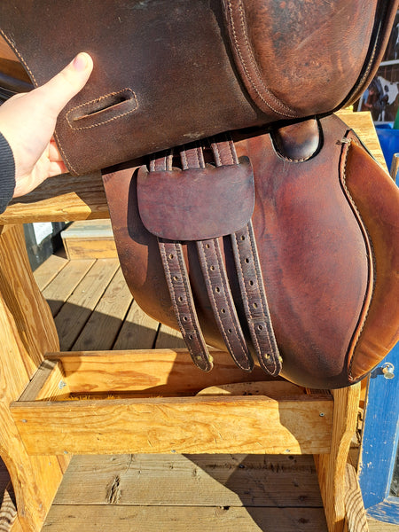 16.5" Crosby Olympia All Purpose English Saddle