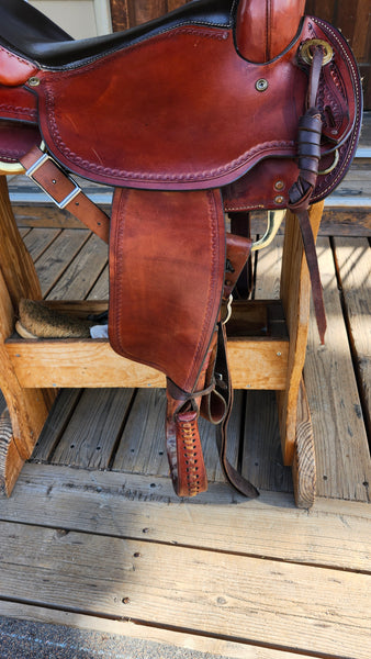 16" Crates Round Skirt Western Trail Saddle