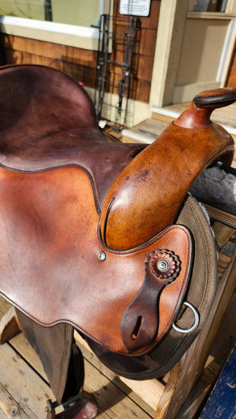 16" Fabtron Arabian Saddle