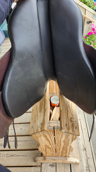 21" Blue Ribbon Cutback Saddleseat Saddle