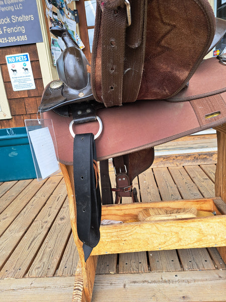 16" Synthetic Western Saddle