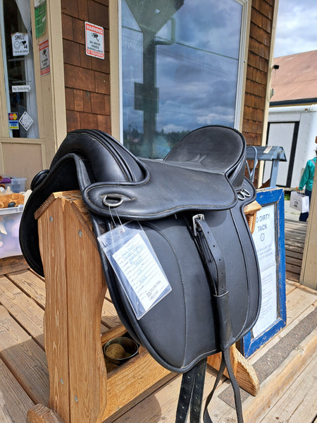 Black Forest Aspen Treeless Saddle