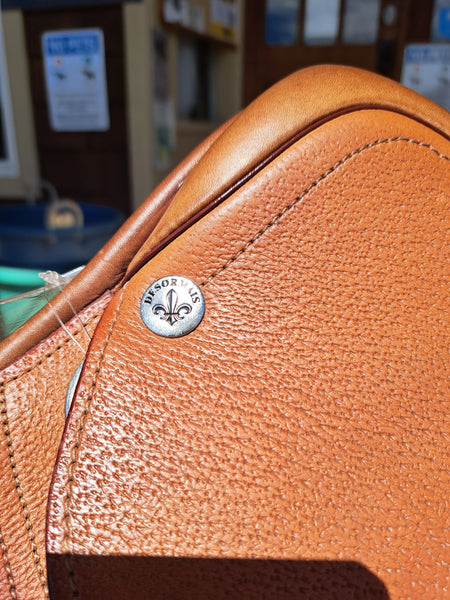 17.5" Desormais Fleur de Lys Jumping Saddle