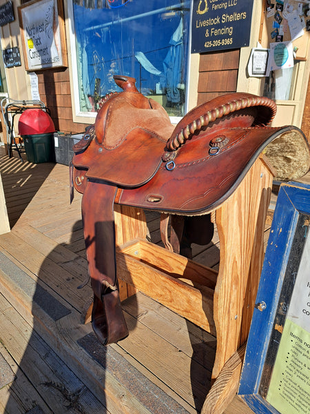 16" Champion Turf Western EQ Saddle