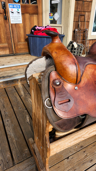 16" Fabtron Arabian Saddle