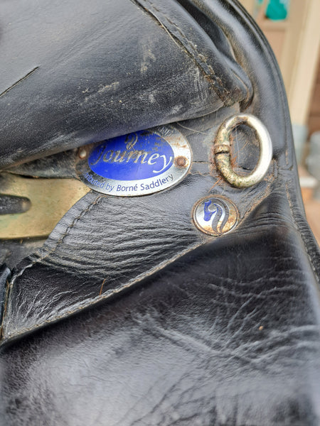18" Borne Journey Dressage Saddle