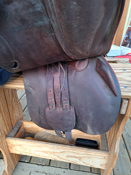 17.5 Antares Close Contact/Jump Saddle