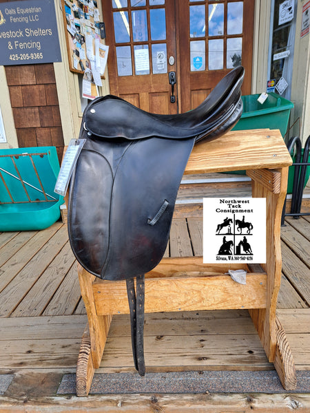16.5" County Connection Dressage Saddle
