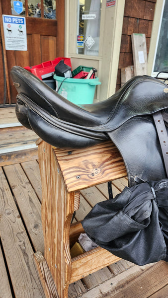 18" Prestige Dressage 2000 Dressage Saddle