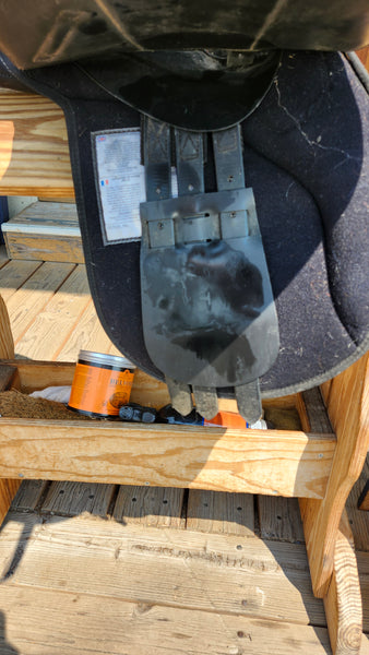 16" Thorogood All Purpose English Saddle