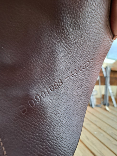 17.5" Bates Hunter Jumper Saddle