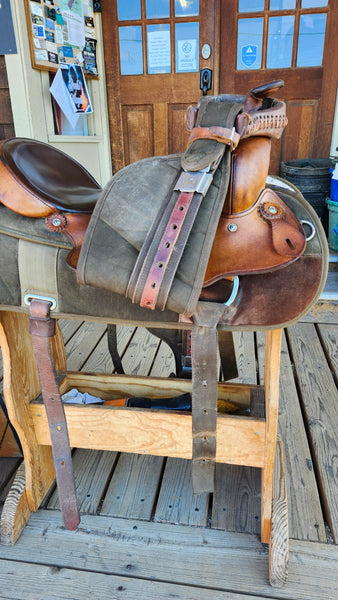 17" Fabtron Lightweight Trail Saddle