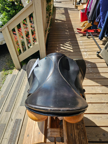 18" Stubben Siegfried All Purpose English Saddle