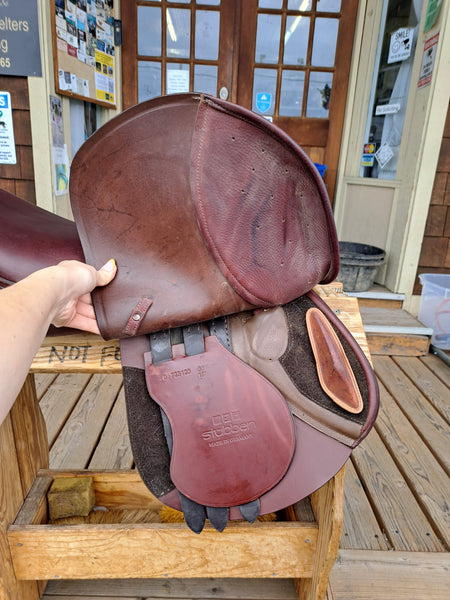 18" Stubben Ascend Jumping Saddle