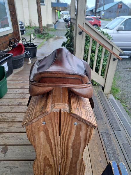 16.5" Circut Close Contact Saddle