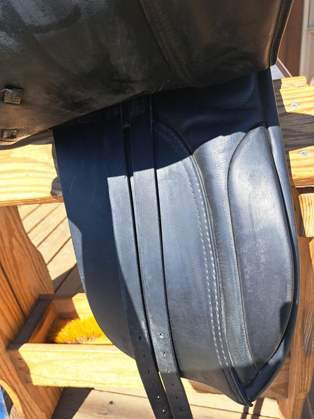 16" Tudor Saddlery Dressage Saddle
