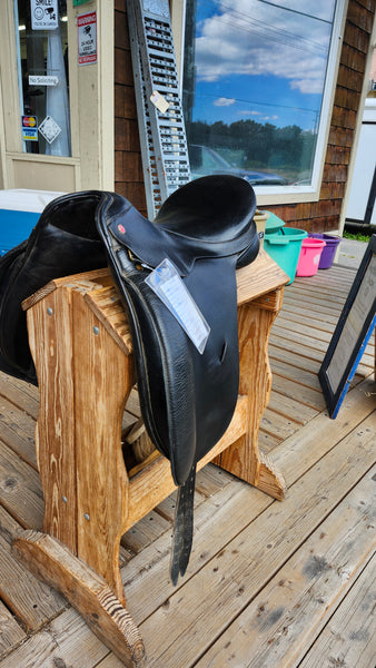 17.5" Albion Style Dressage Saddle
