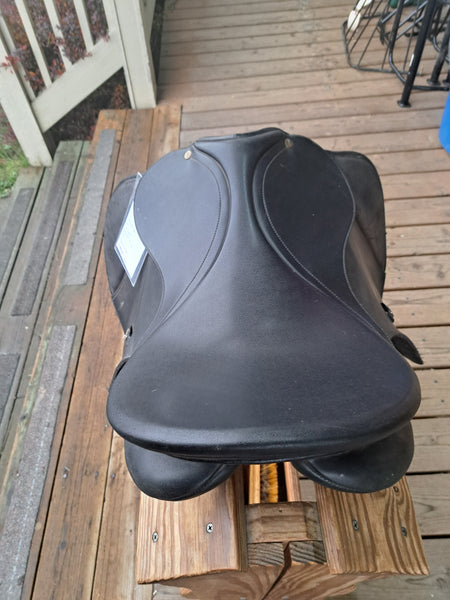 18" Wintec All Purpose Saddle