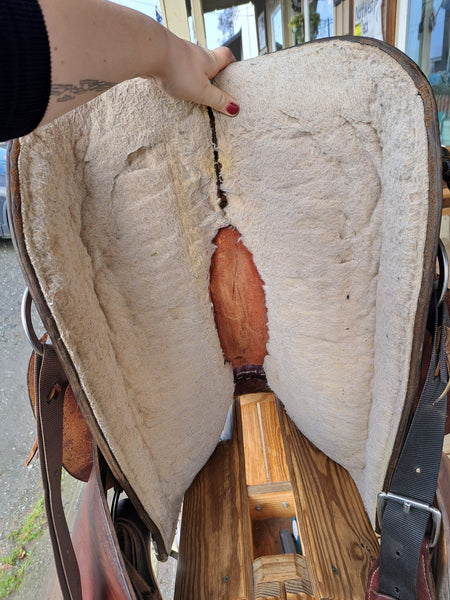 16" Diamond H Western Saddle