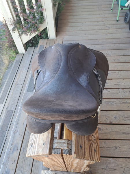 17.5" Wintec All Purpose English Saddle