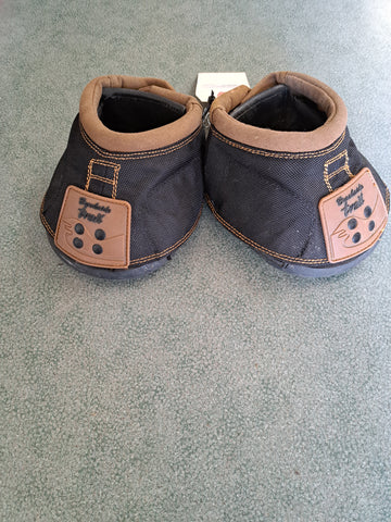 Brookside Easyboot Pair Size 5