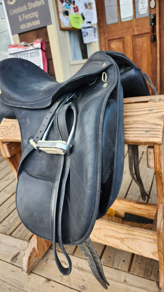 17" Wintec Isabell Werth Dressage Saddle