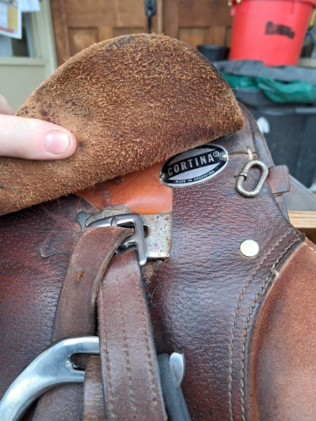 18" Cortina Close Contact English Saddle