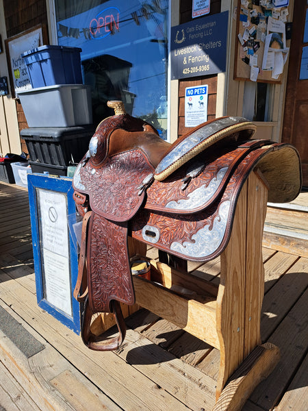 15.5" Broken Horn Equitation Saddle