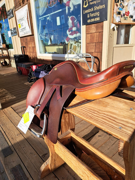 15" HDR Club Close Contact Jumping Saddle