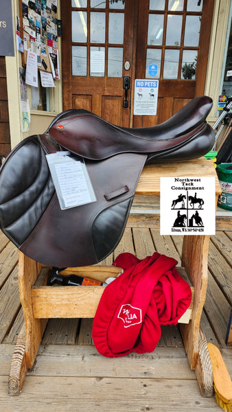 18" Albion K2 Jumping Saddle