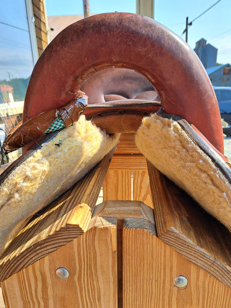 17" Crates Endurance Saddle
