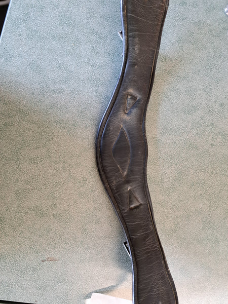 22" Logic County Shoulder Relief Dressage Girth