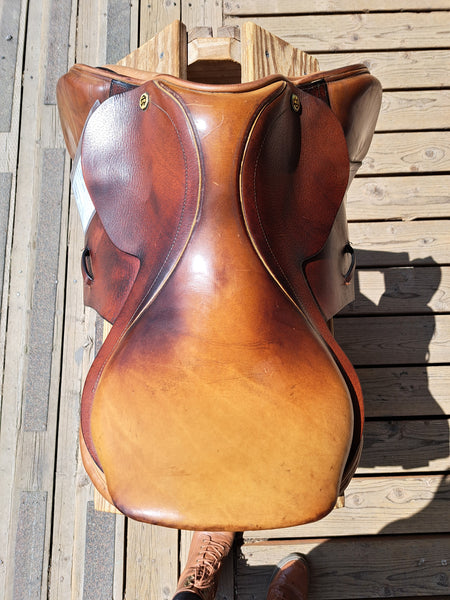 17" Barnsby Original Milton Saddle