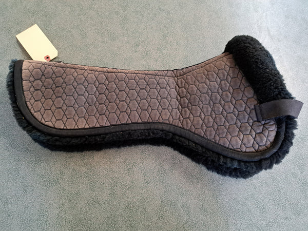 Mattes Fleece Half Pad - Large