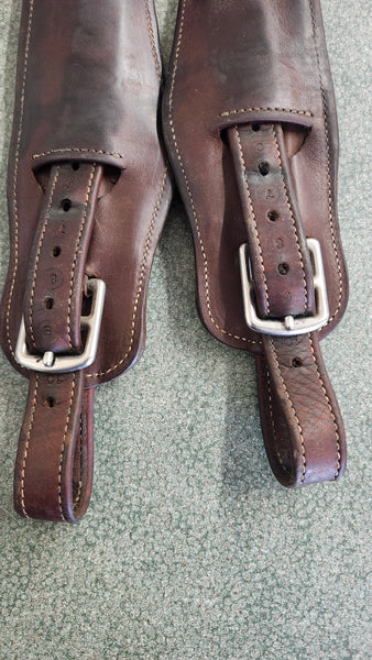 Medium CWD So Jump Stirrup Leathers
