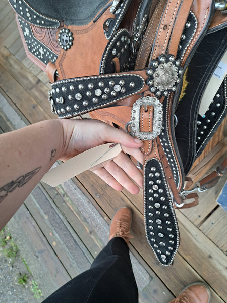 16" Silver Royal Barrel Saddle Package