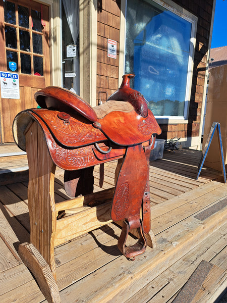 16" Hereford Tex Tan Roping Saddle