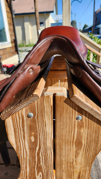 18" Joseph Sterling Jump Saddle