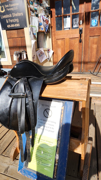 16" Dressage Saddle