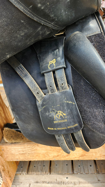 18.5" Frank Baines Matrix Dressage Saddle