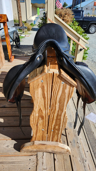 17.5" Greg Allan Custom Dressage Saddle