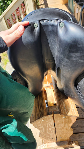 17.5" Devoucoux Makila S Dressage Saddle