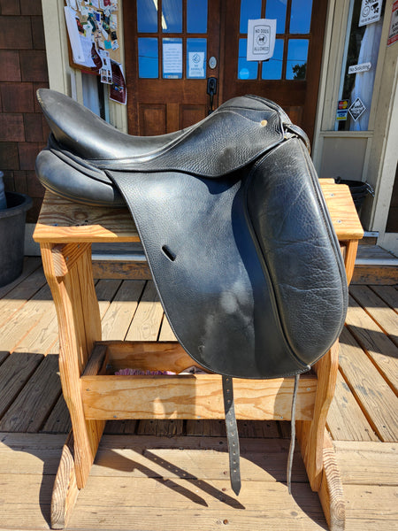 17.5" JES by Schleese Elite Dressage Saddle