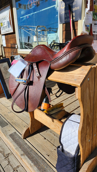 18" Joseph Sterling Jump Saddle