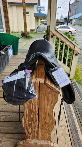 17.5" Bliss Loxley Dressage Saddle