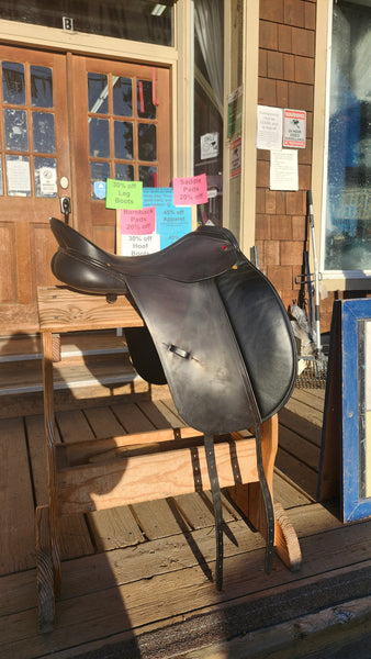 17.5" Albion SL Dressage Saddle