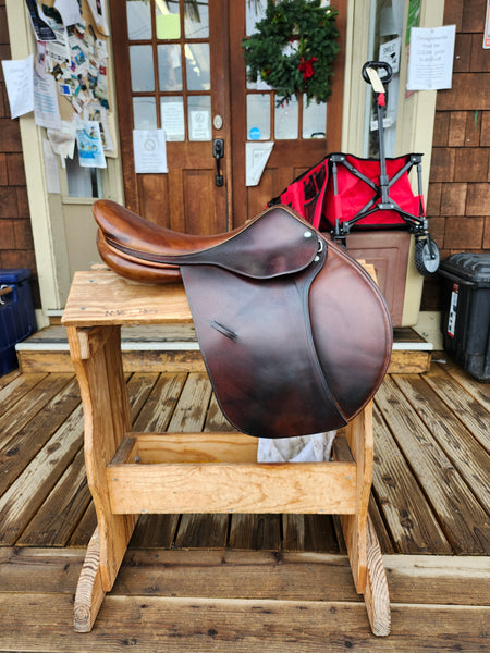 17.5" Childeric All Purpose Saddle