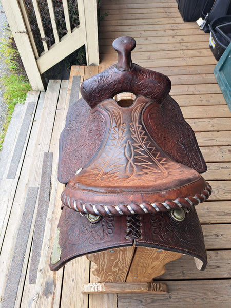 15.5" Simco Equitation Saddle