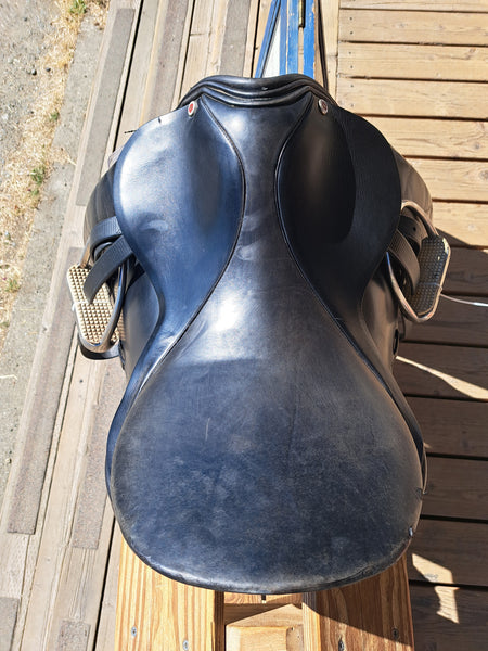 16" Tudor Saddlery Dressage Saddle