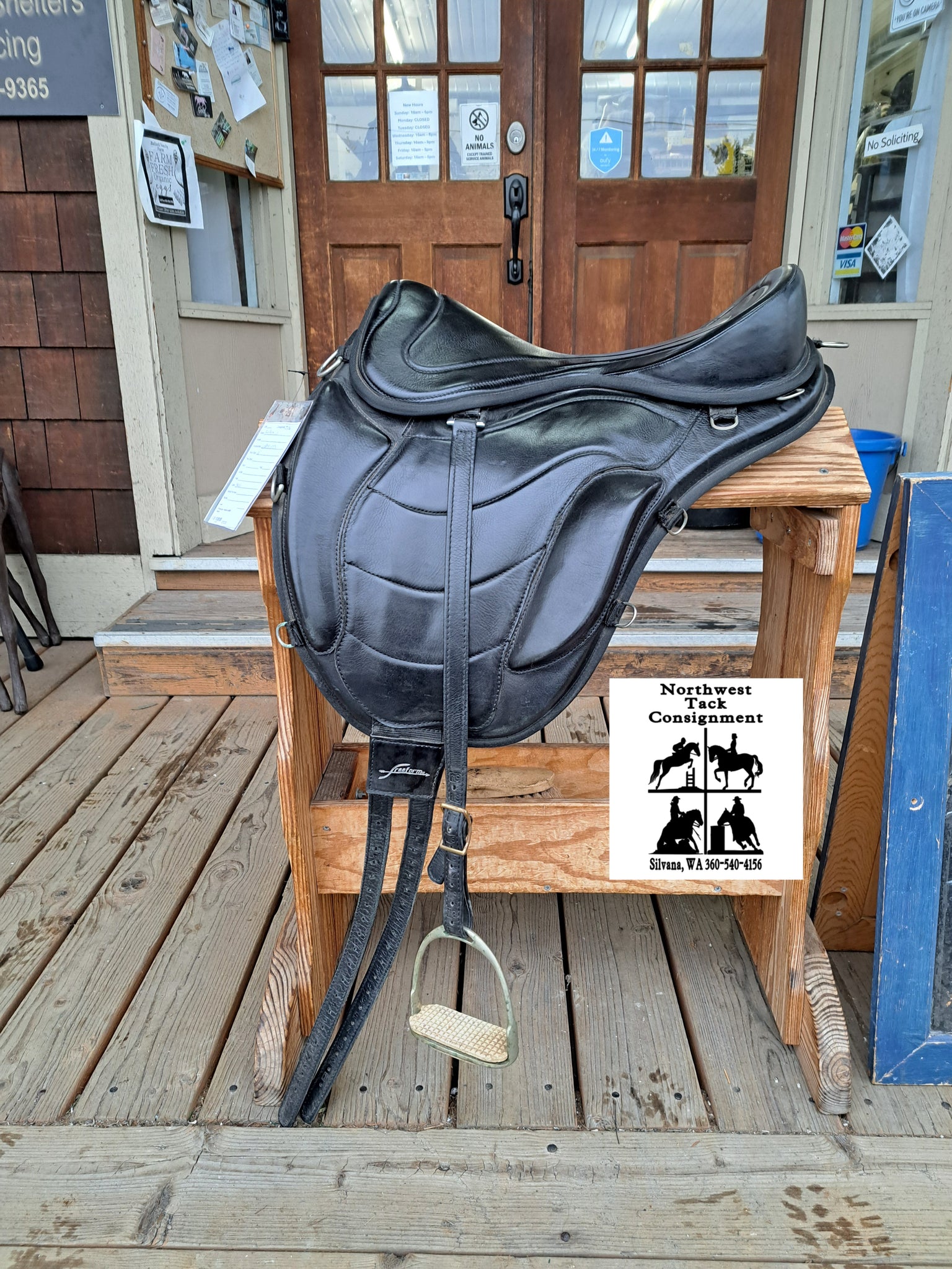16" FreeForm SB Treeless Saddle